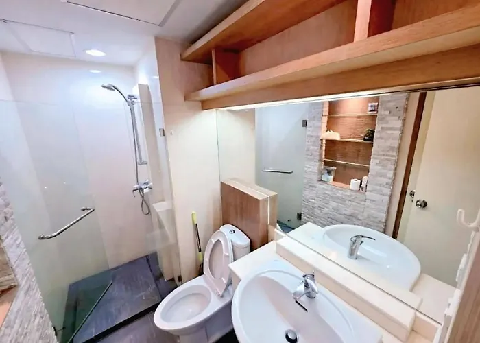 Cozy Minimal 1br Cmbd Pool Long Friendly